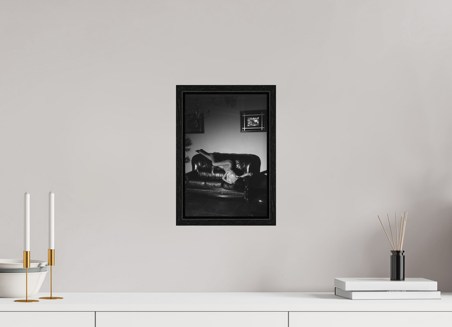 20 x 30 cm, Black Oak Floater Frame Domestic Theatre