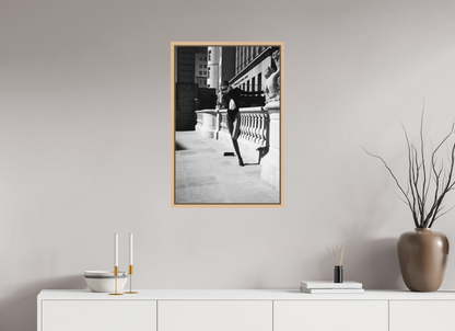 50 x 75 cm, Natural Maple Floater Frame Poise