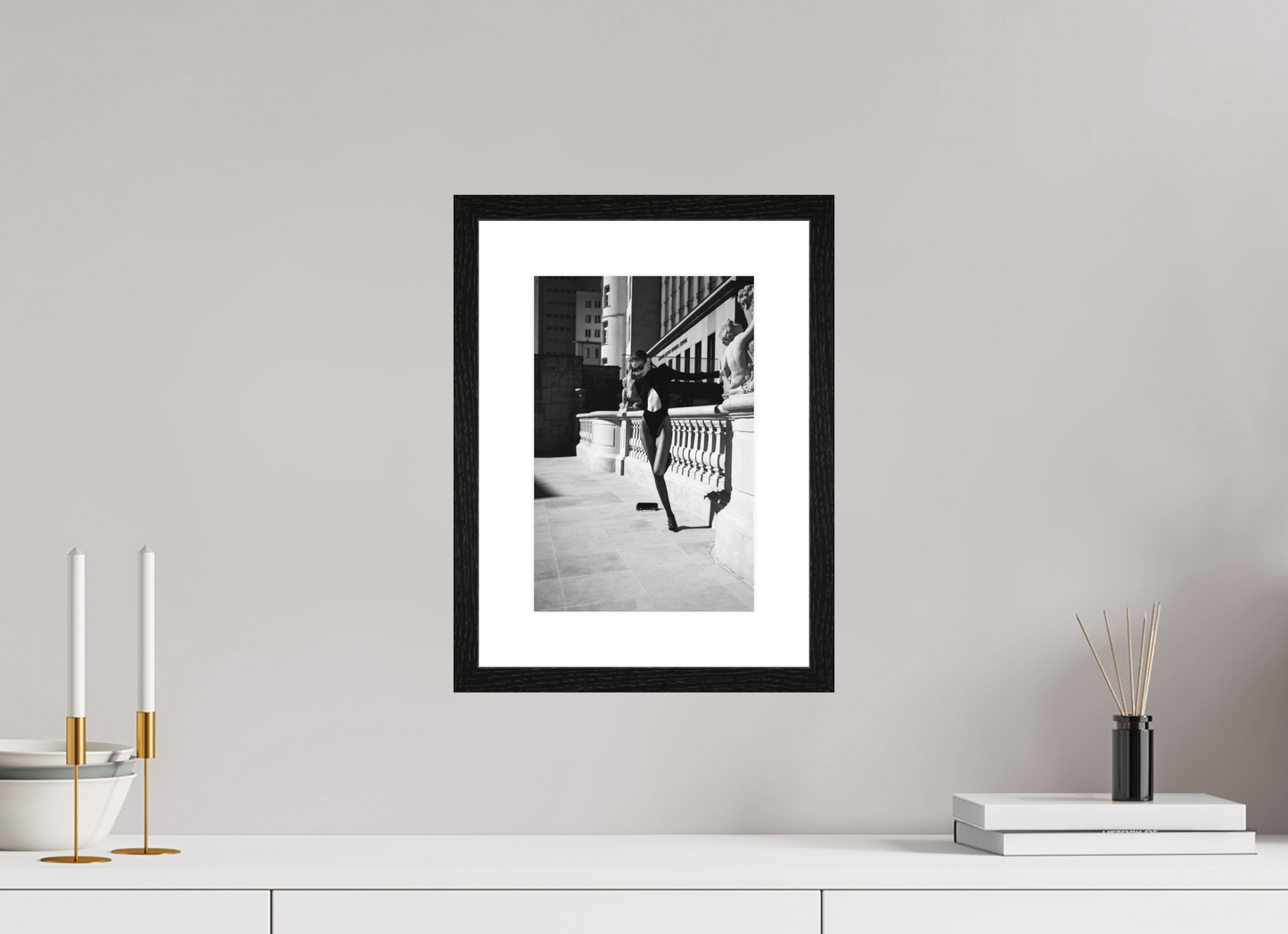 20 x 30 cm, Black Oak Frame With Passe-Partout Poise