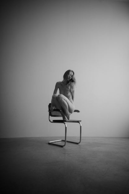 Minimal Poise