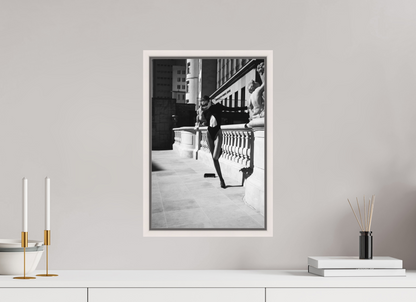 30 x 45 cm, Maple White Floater Frame Poise