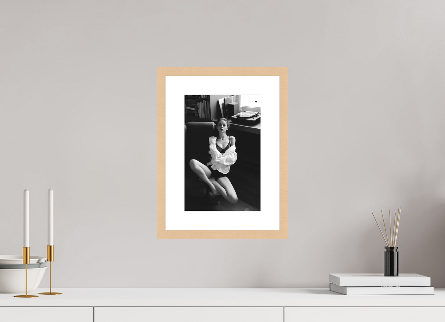 20 x 30 cm, Natural Maple Frame With Passe-Partout Record Corner