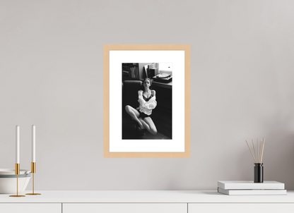 20 x 30 cm, Natural Maple Frame With Passe-Partout Record Corner